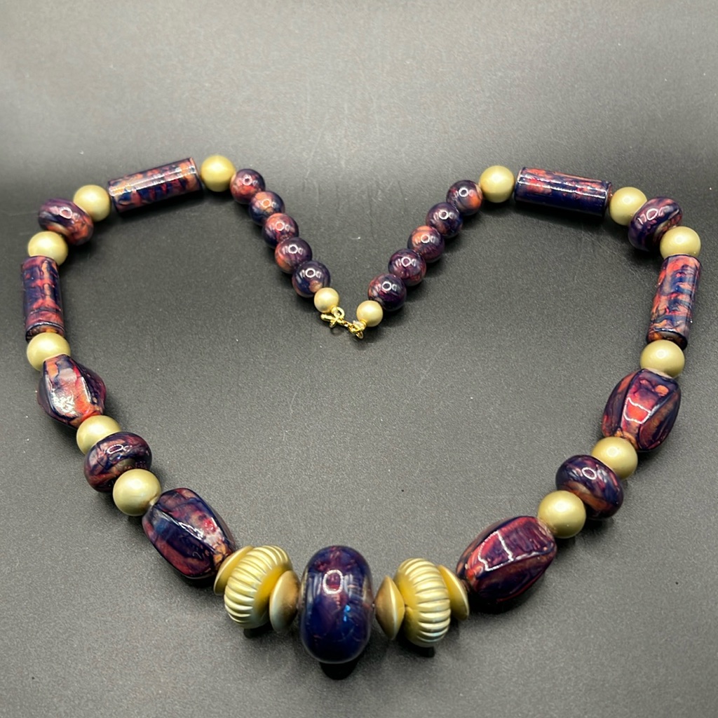Vintage Japan Swirly Purple Bead Necklace